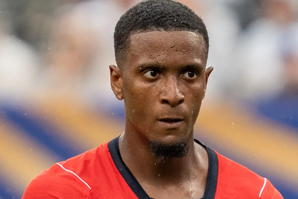 Ezri Konsa