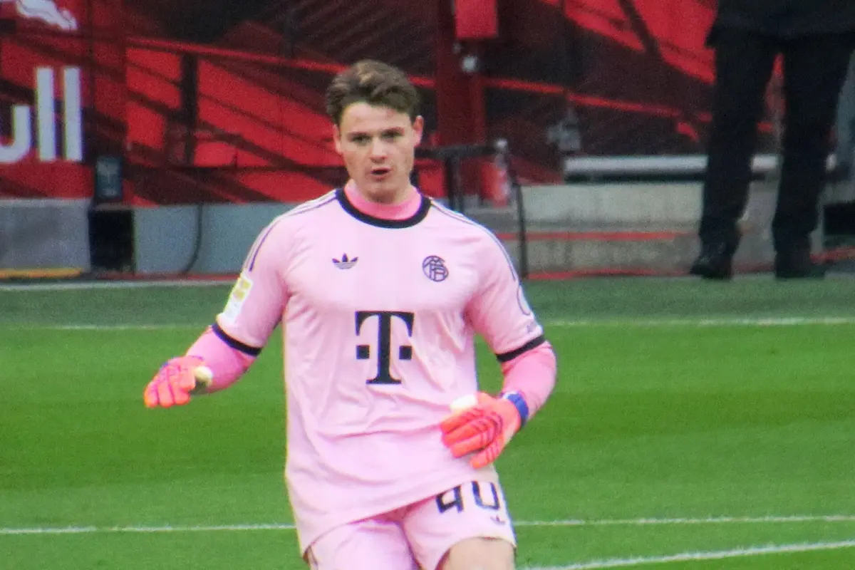 Jonas Urbig